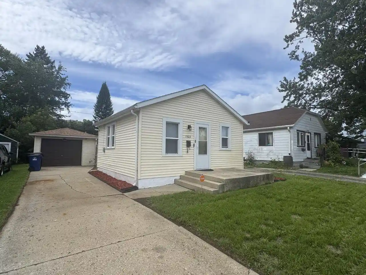 Photo 1 of Single family home for sale at 1922 Arthur Ave, Racine, WI 53405 | MLS# 1979841 | Listing updated on 2026-09-14