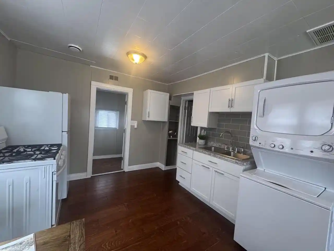 Photo 3 of Single family home for sale at 1922 Arthur Ave, Racine, WI 53405 | MLS# 1979841 | Listing updated on 2026-09-14