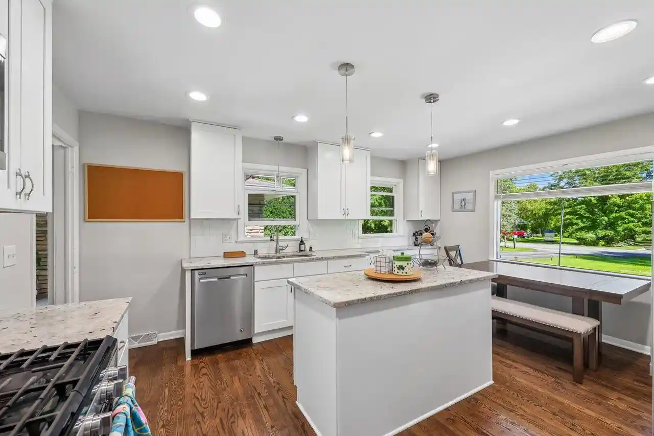 Photo 1 of Single family home for sale at 10043 N Greenview Dr, Mequon, WI 53092 | MLS# 1979846 | Listing updated on 2026-09-18