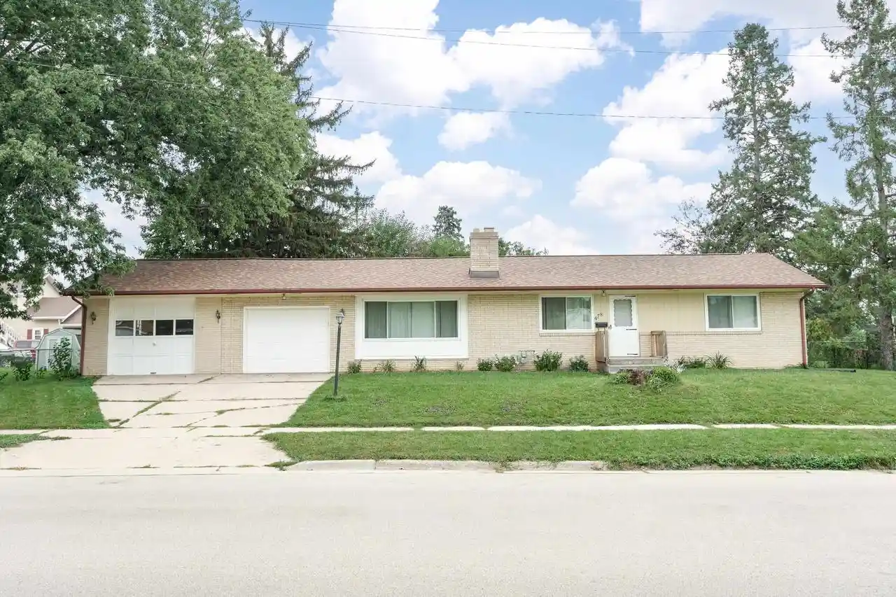 Photo 1 of Single family home for sale at 478 N Arch St, Janesville, WI 53548 | MLS# 2032311 | Listing updated on 2026-09-23