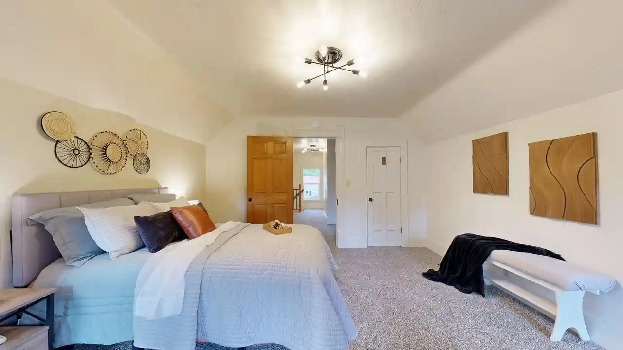 Photo 3 of Single family home for sale at 625 Grove St, Fort Atkinson, WI 53538 | MLS# 1979848 | Listing updated on 2026-09-17