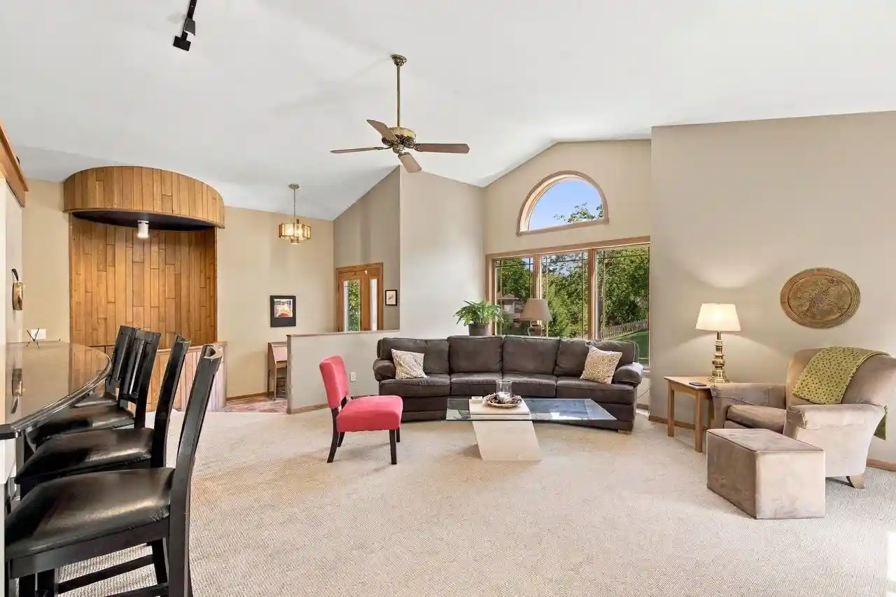Photo 3 of Single family home for sale at 10 Apple Hl Cir, Madison, WI 53717 | MLS# 2032313 | Listing updated on 2026-09-15
