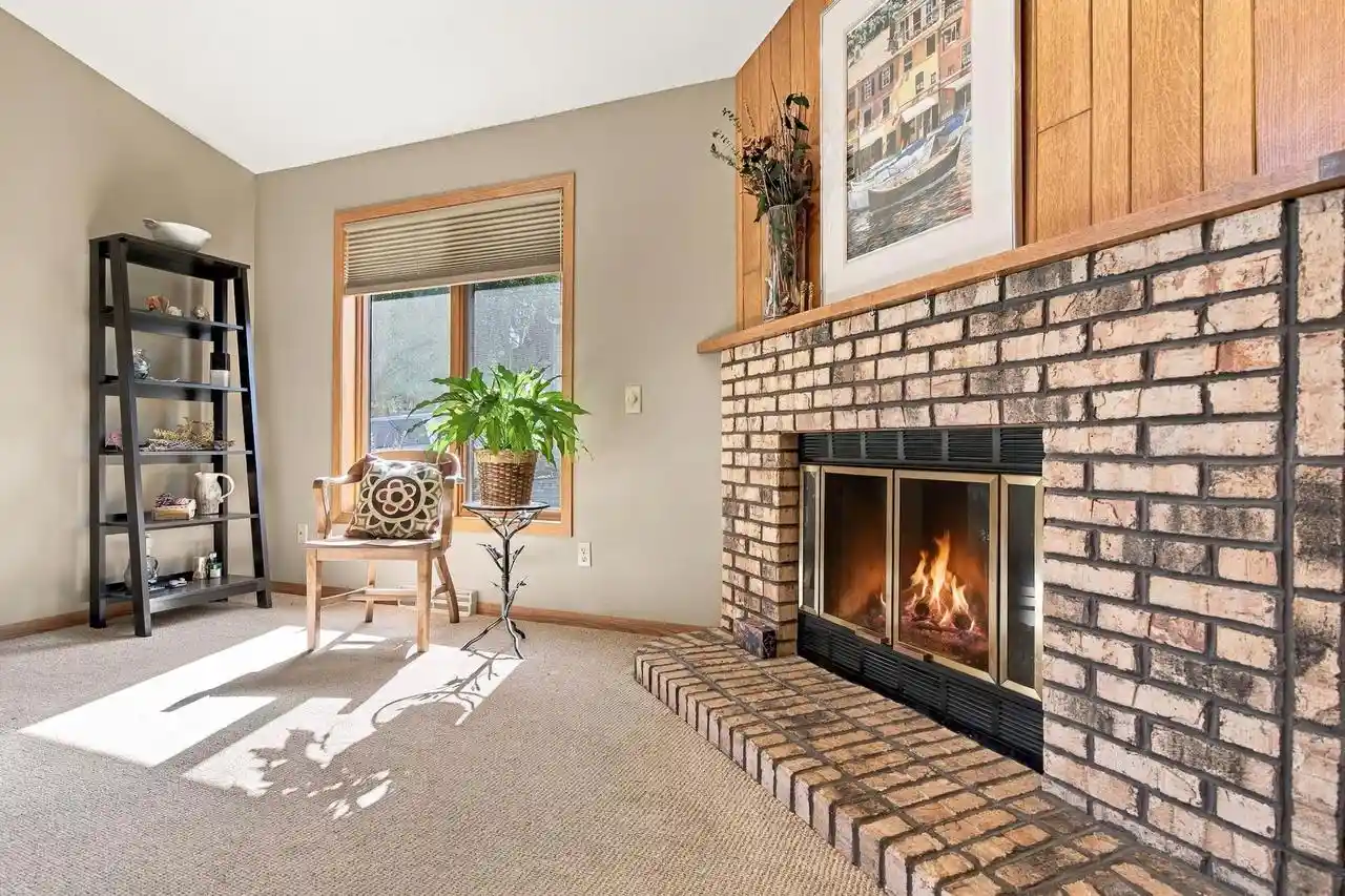 Photo 4 of Single family home for sale at 10 Apple Hl Cir, Madison, WI 53717 | MLS# 2032313 | Listing updated on 2026-09-15