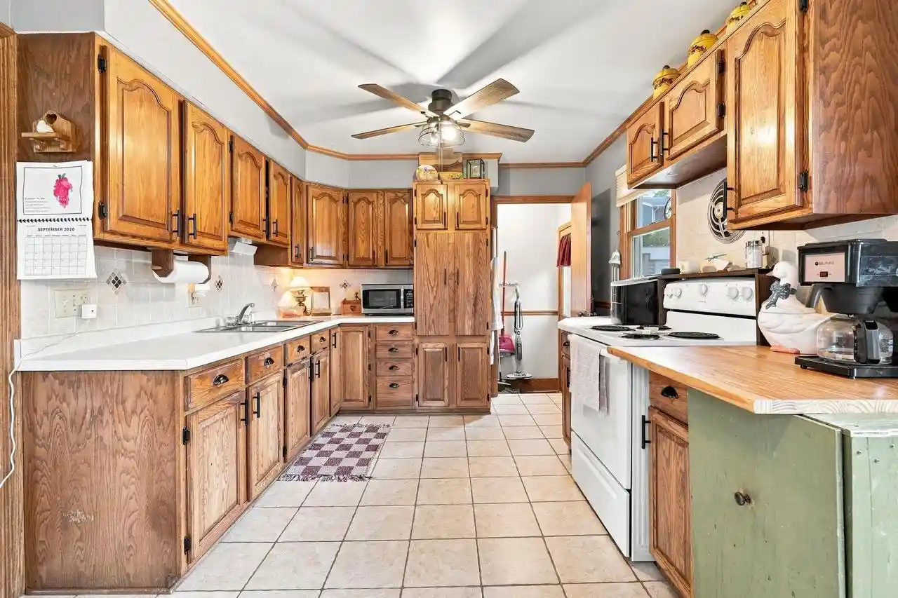 Photo 2 of Sale Pending at 727 N East St, Darlington, WI 53530 | MLS# 2032315 | Listing updated on 2026-10-08