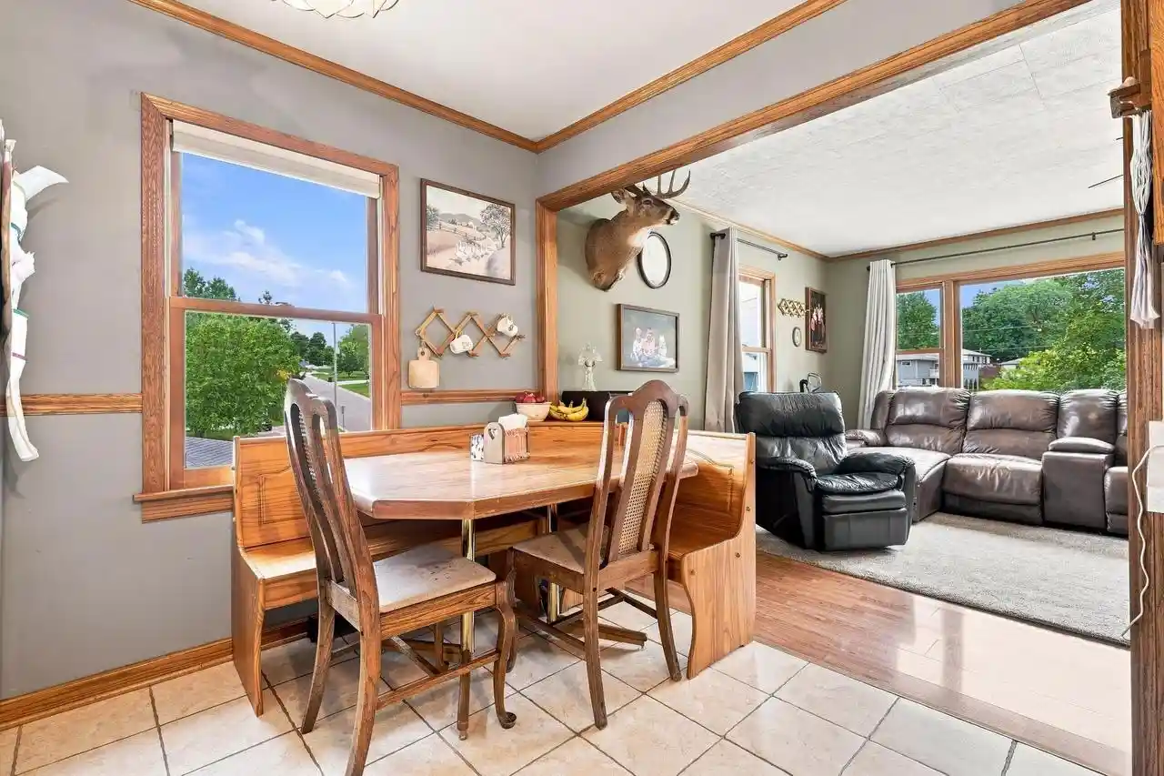 Photo 4 of Sale Pending at 727 N East St, Darlington, WI 53530 | MLS# 2032315 | Listing updated on 2026-10-08