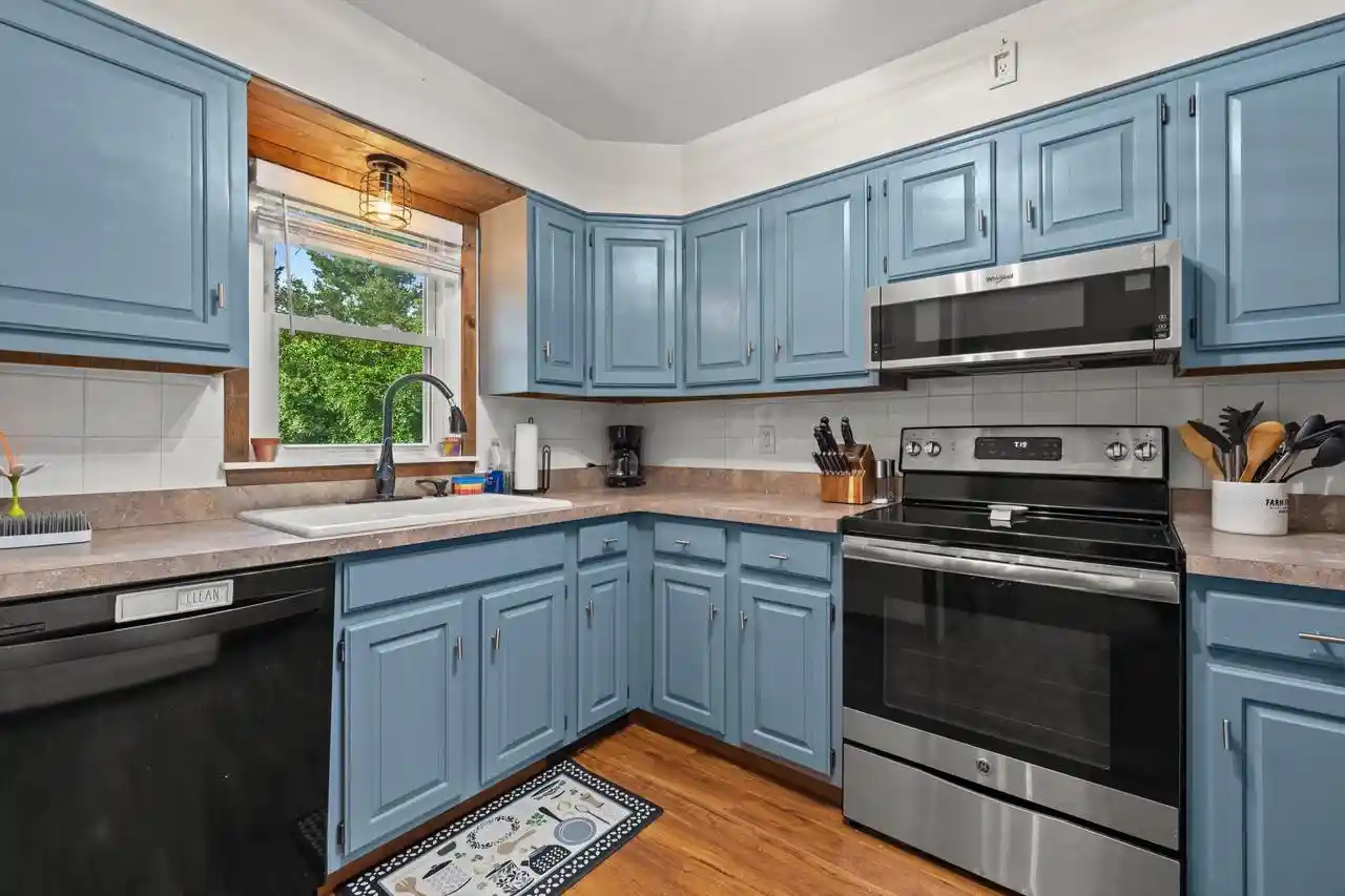 Photo 4 of Single family home for sale at N3433 Walnut Rd, Lake Geneva, WI 53147 | MLS# 1979850 | Listing updated on 2026-09-10