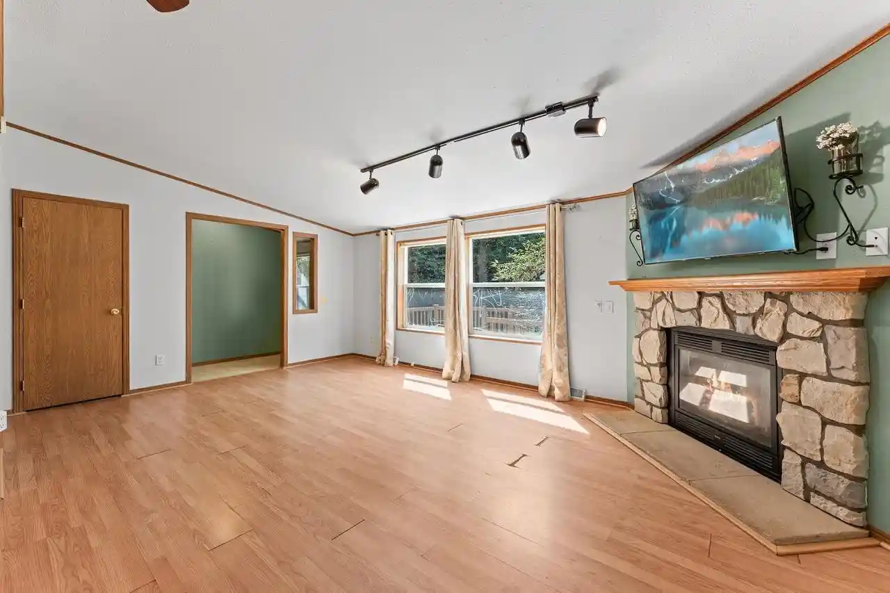 Photo 4 of Single family home for sale at 12969 Bunker Hl Dr, Cazenovia, WI 53924 | MLS# 2032316 | Listing updated on 2026-09-09