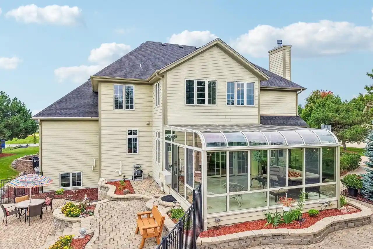 Photo 3 of Sale Pending at 7380 S Cambridge Dr, Franklin, WI 53132 | MLS# 1979852 | Listing updated on 2026-09-13