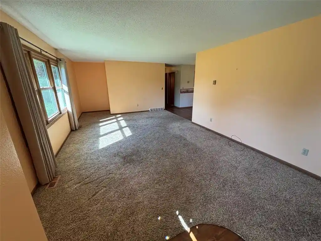 Photo 3 of Single family home for sale at 919 Ingalls Rd, Menomonie, WI 54751 | MLS# 1604946 | Listing updated on 2026-09-10