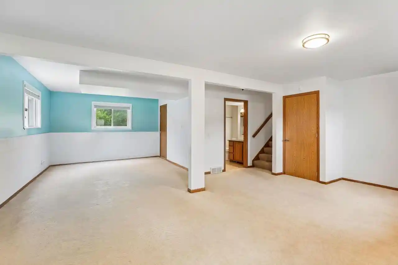 Photo 3 of Single family home for sale at 280 Kierstead Ln, Oregon, WI 53575 | MLS# 2032317 | Listing updated on 2026-09-15