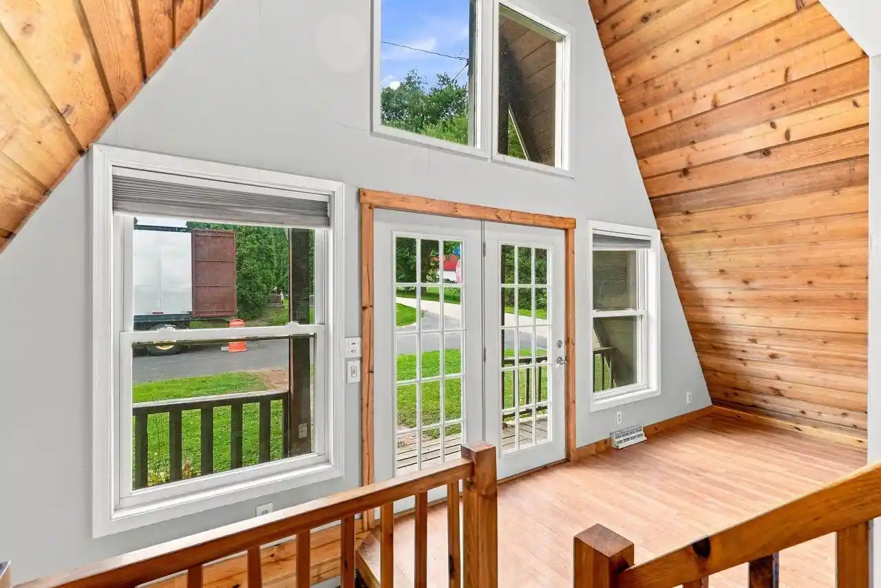 Photo 3 of Single family home for sale at 439 S Sidney St, Shullsburg, WI 53586 | MLS# 2032318 | Listing updated on 2026-10-08