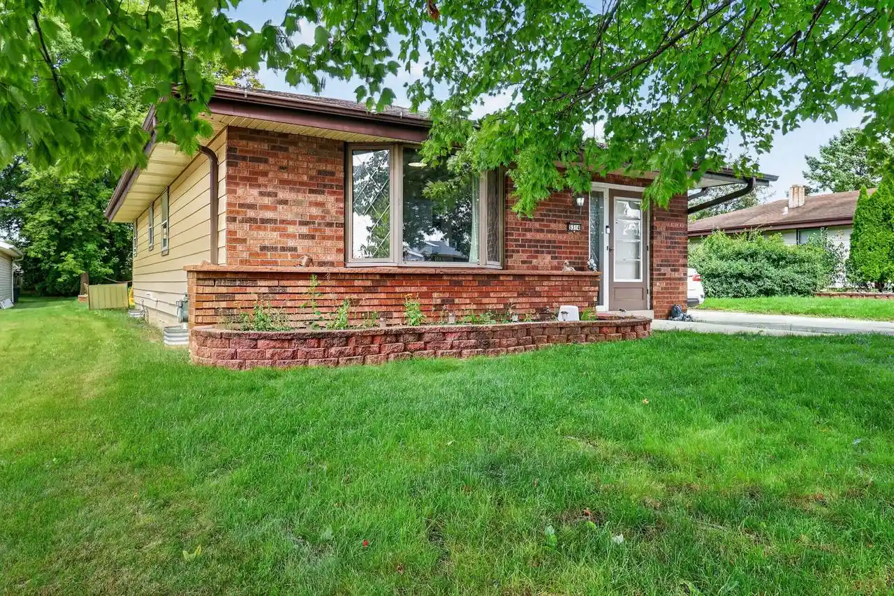 Photo 1 of Single family home for sale at 5314 W Allerton Ave, Milwaukee, WI 53220 | MLS# 1979859 | Listing updated on 2026-09-15