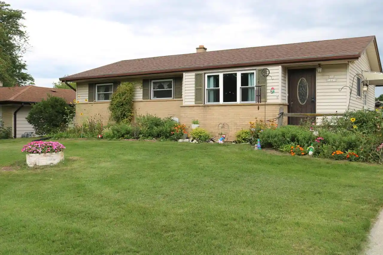 Photo 1 of Single family home for sale at N94w16478 Cumberland Rd, Menomonee Falls, WI 53051 | MLS# 1979860 | Listing updated on 2026-09-09