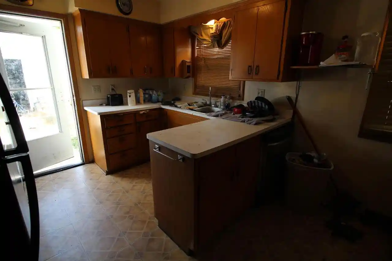 Listing Photo 5 - Condo for sale in building located at 8569 W Appleton Ave, Milwaukee, WI 53225 - Unit #8571