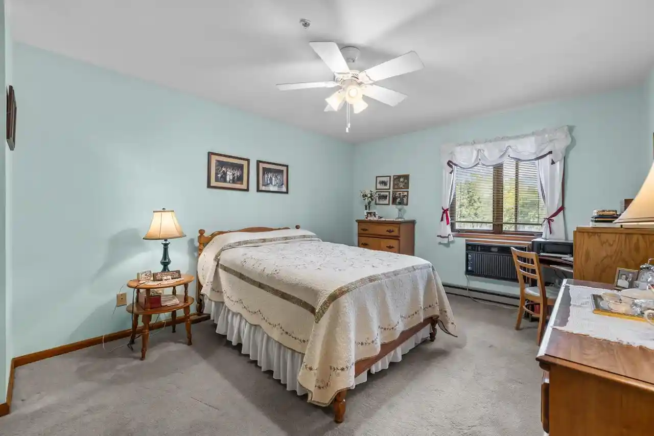 Listing Photo 4 - Condo for sale in building located at 530 N Silverbrook Dr, West Bend, WI 53090 - Unit #201