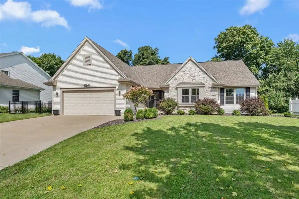 Single family home for sale at 4020 W Lakeview Dr, Franklin, WI 53132 | MLS# 1979874