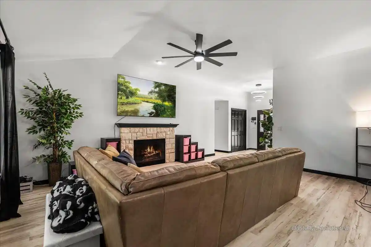 Photo 1 of Single family home for sale at 4020 W Lakeview Dr, Franklin, WI 53132 | MLS# 1979874 | Listing updated on 2026-09-21