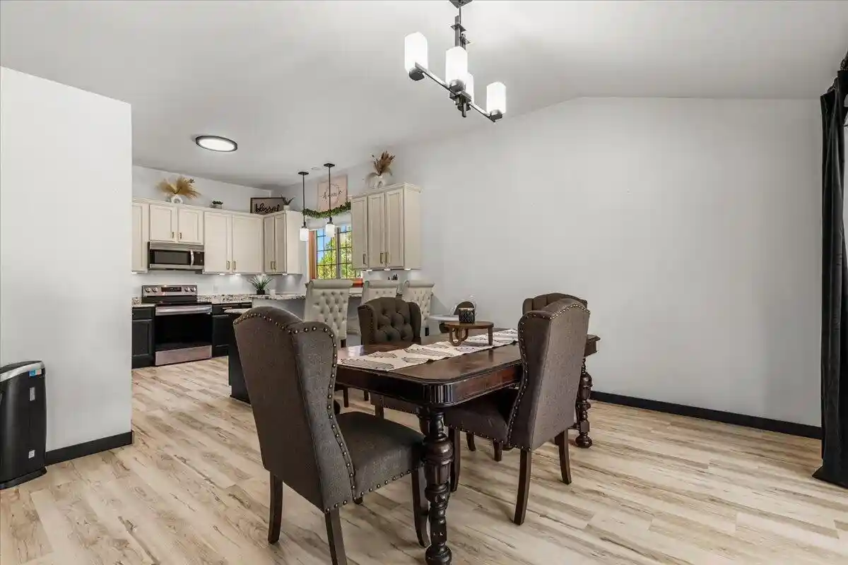 Photo 3 of Single family home for sale at 4020 W Lakeview Dr, Franklin, WI 53132 | MLS# 1979874 | Listing updated on 2026-09-21