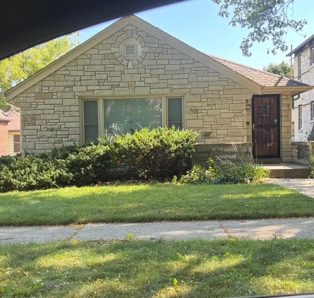 Photo 1 of Sale Pending at 5633 W Roosevelt Dr, Milwaukee, WI 53216 | MLS# 1979879 | Listing updated on 2026-09-12