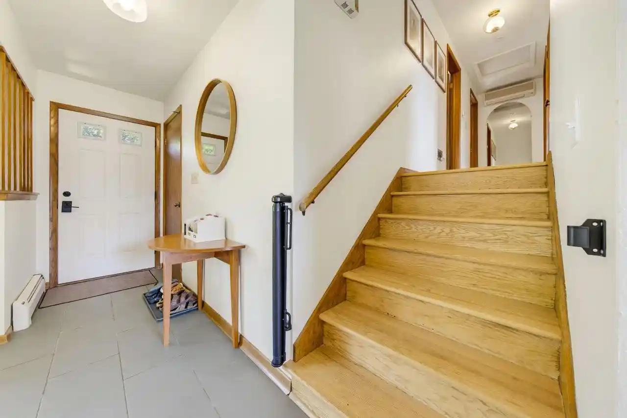 Photo 3 of Single family home for sale at 1521 Beech St, South Milwaukee, WI 53172 | MLS# 1979899 | Listing updated on 2026-09-12