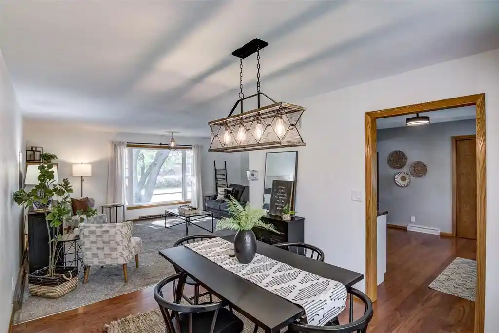 Photo 3 of Single family home for sale at 2915 Eisenhower St, Eau Claire, WI 54701 | MLS# 1605002 | Listing updated on 2026-09-14