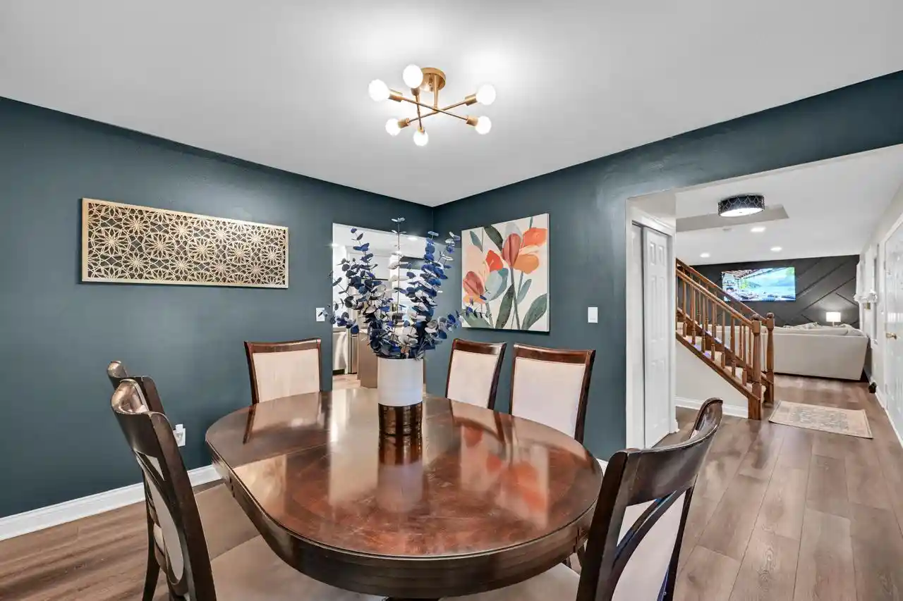 Photo 4 of Single family home for sale at 8021 W Cascade Dr, Franklin, WI 53132 | MLS# 1979911 | Listing updated on 2026-09-11