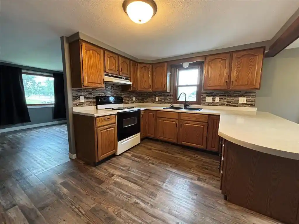 Photo 2 of Single family home for sale at 902 Queen St, Bloomer, WI 54724 | MLS# 1604819 | Listing updated on 2026-09-10