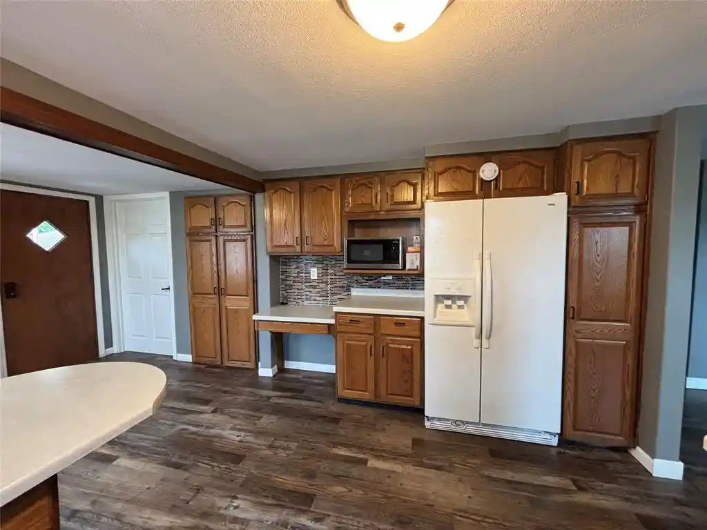 Photo 3 of Single family home for sale at 902 Queen St, Bloomer, WI 54724 | MLS# 1604819 | Listing updated on 2026-09-10