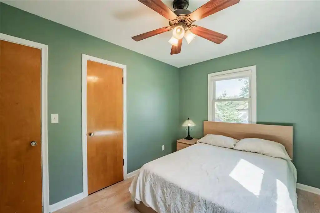 Photo 3 of Single family home for sale at 525 Bergen Ave, Eau Claire, WI 54703 | MLS# 1604972 | Listing updated on 2026-09-23