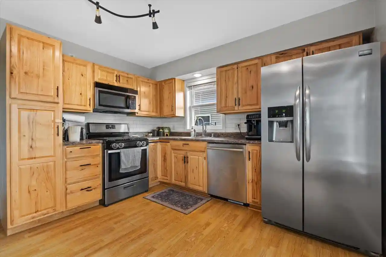 Photo 3 of Single family home for sale at 991 88th Avenue, Kenosha, WI 53144 | MLS# 1979926 | Listing updated on 2026-09-10