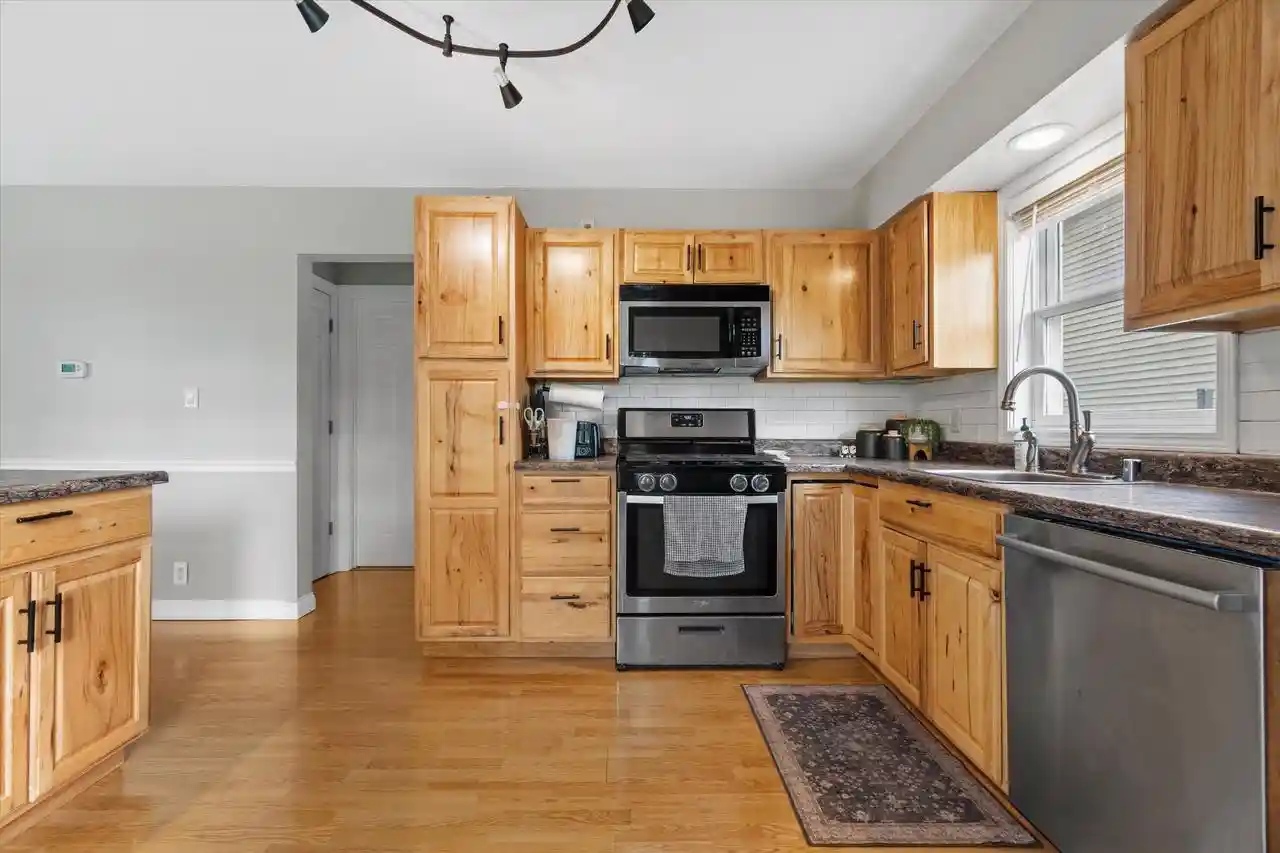 Photo 4 of Single family home for sale at 991 88th Avenue, Kenosha, WI 53144 | MLS# 1979926 | Listing updated on 2026-09-10