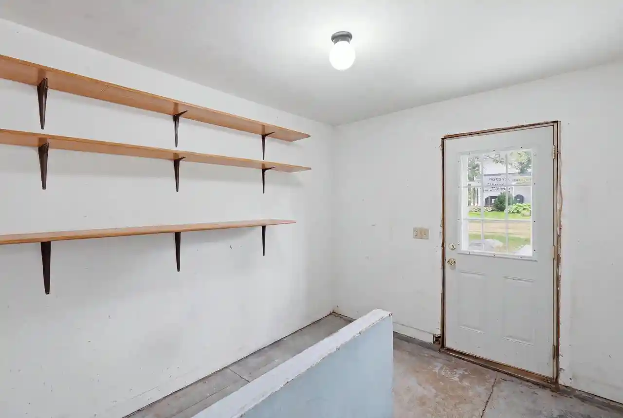 Photo 4 of Single family home for sale at 976 County Rd T, Marshall, WI 53559 | MLS# 2032346 | Listing updated on 2026-09-29