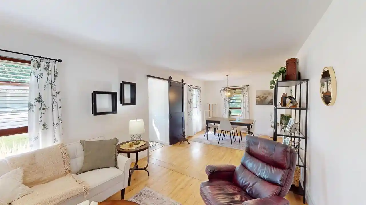 Photo 4 of Single family home for sale at 207 E Edison St, Marshfield, WI 54449 | MLS# 22604462 | Listing updated on 2026-09-10