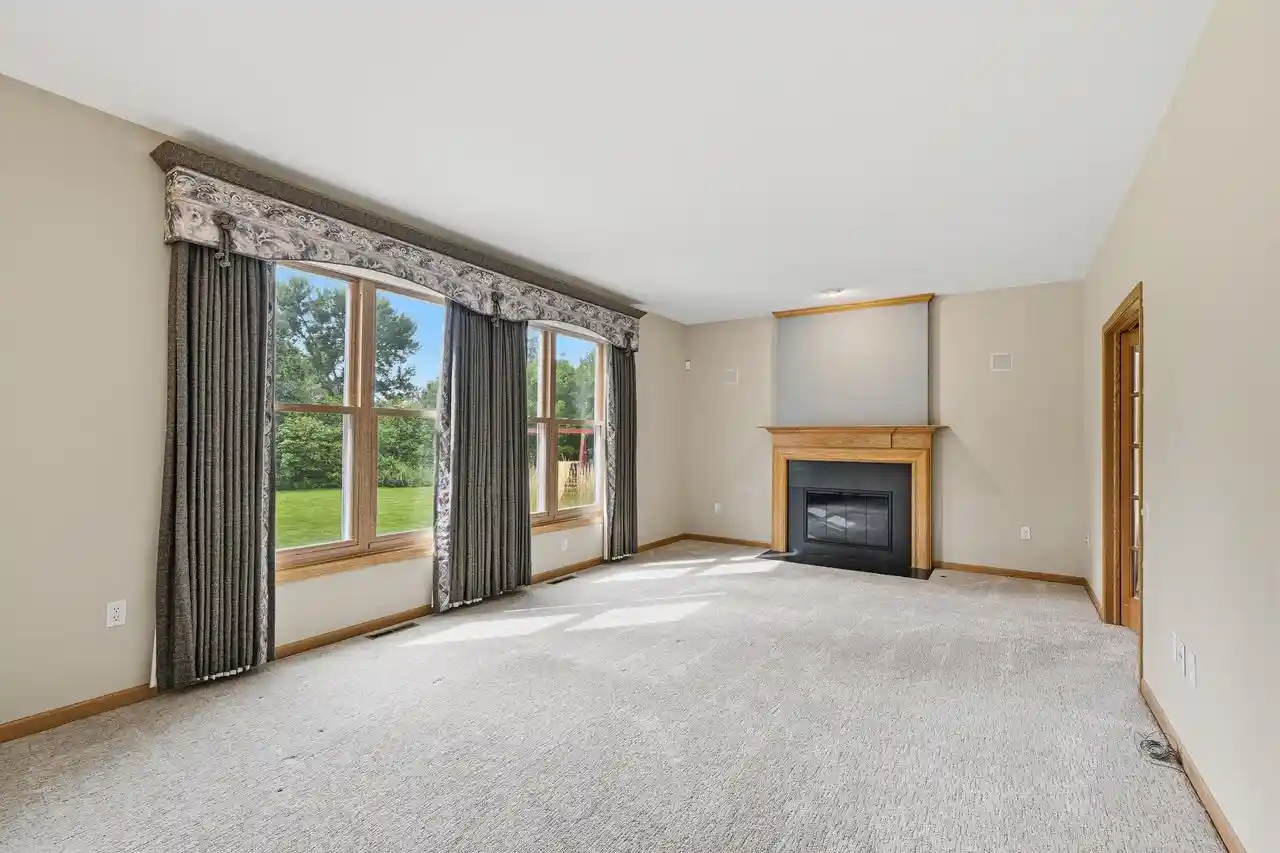 Photo 4 of Single family home for sale at N66w14659 White Birch Dr, Menomonee Falls, WI 53051 | MLS# 1979930 | Listing updated on 2026-09-11