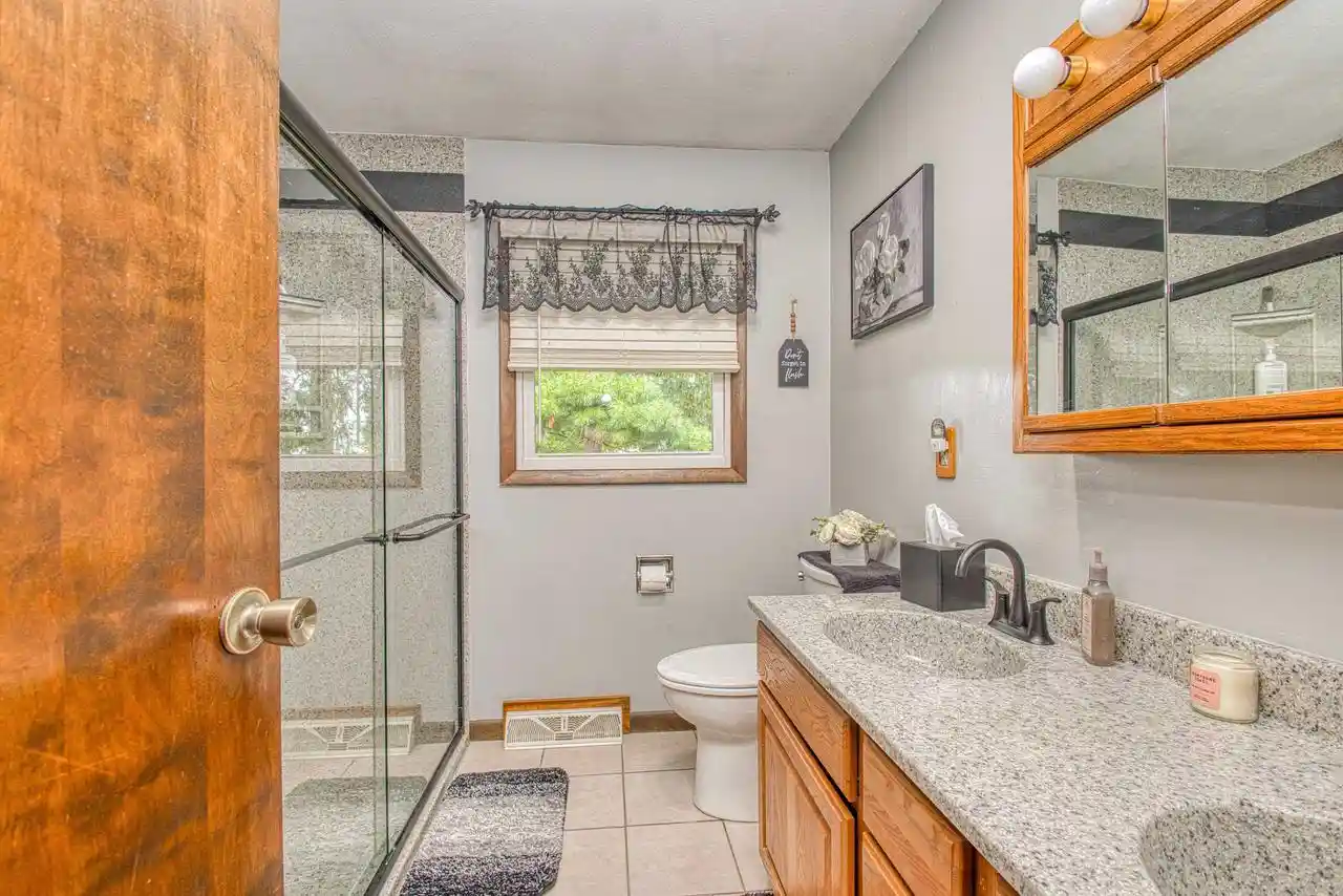 Photo 4 of Sale Pending at 107 W Bryan St, Cuba City, WI 53807 | MLS# 2032348 | Listing updated on 2026-10-03
