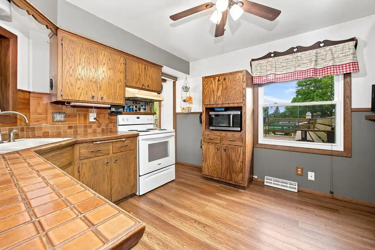 Photo 2 of Single family home for sale at 3008 Sunrise Dr, Hubertus, WI 53033 | MLS# 1979950 | Listing updated on 2026-09-20