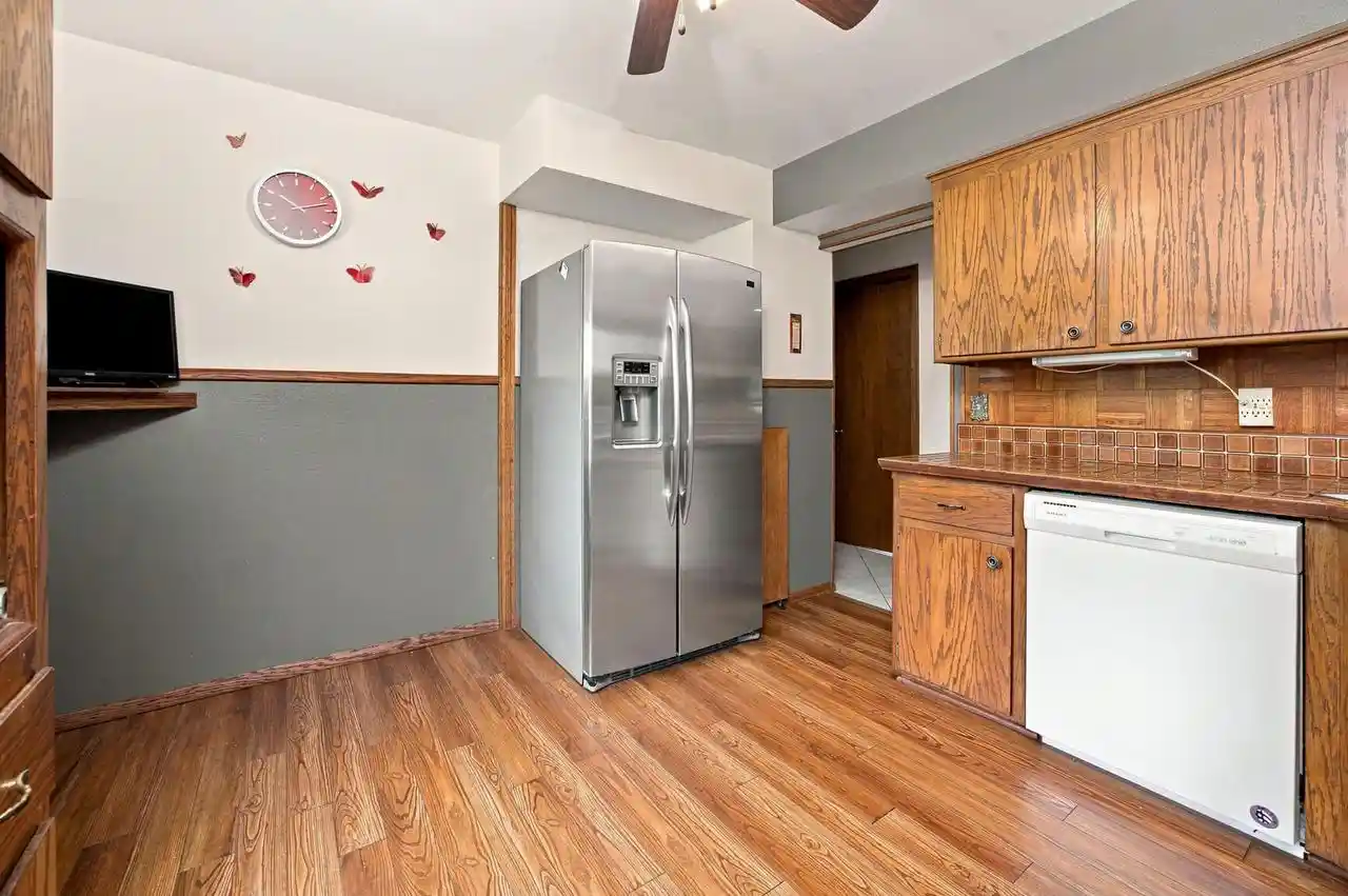 Photo 4 of Single family home for sale at 3008 Sunrise Dr, Hubertus, WI 53033 | MLS# 1979950 | Listing updated on 2026-09-20