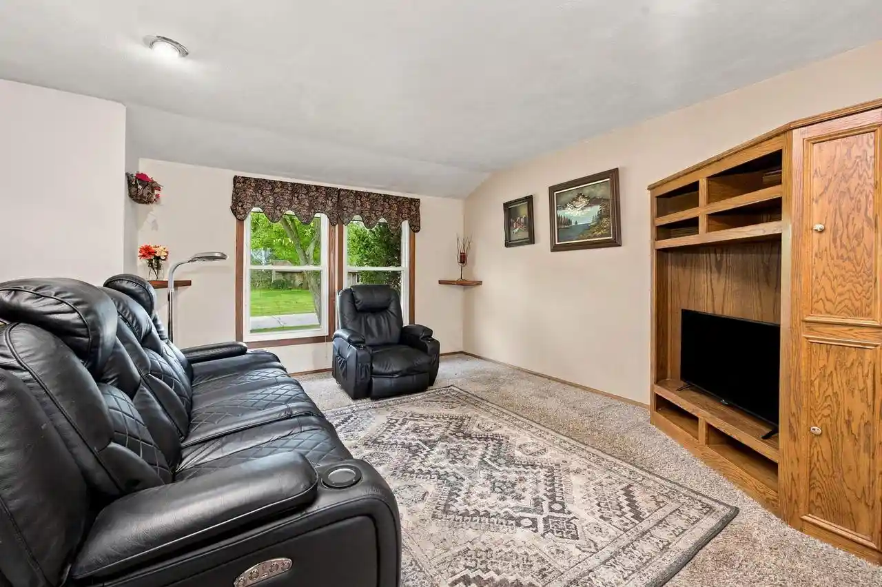 Photo 45 of Single family home for sale at 3008 Sunrise Dr, Hubertus, WI 53033 | MLS# 1979950 | Listing updated on 2026-10-13