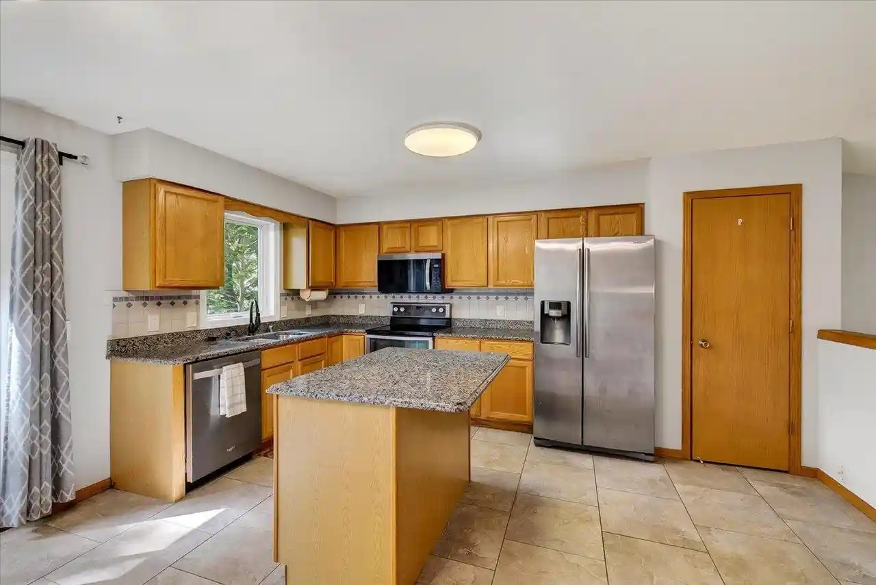 Photo 4 of Single family home for sale at 6209 Adobe Way, Madison, WI 53719 | MLS# 2032351 | Listing updated on 2026-09-17