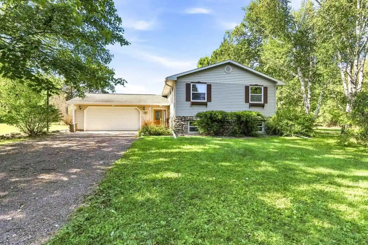 Photo 1 of Single family home for sale at W10208 Kenny Rd, Black River Falls, WI 54615 | MLS# 22604466 | Listing updated on 2026-09-21