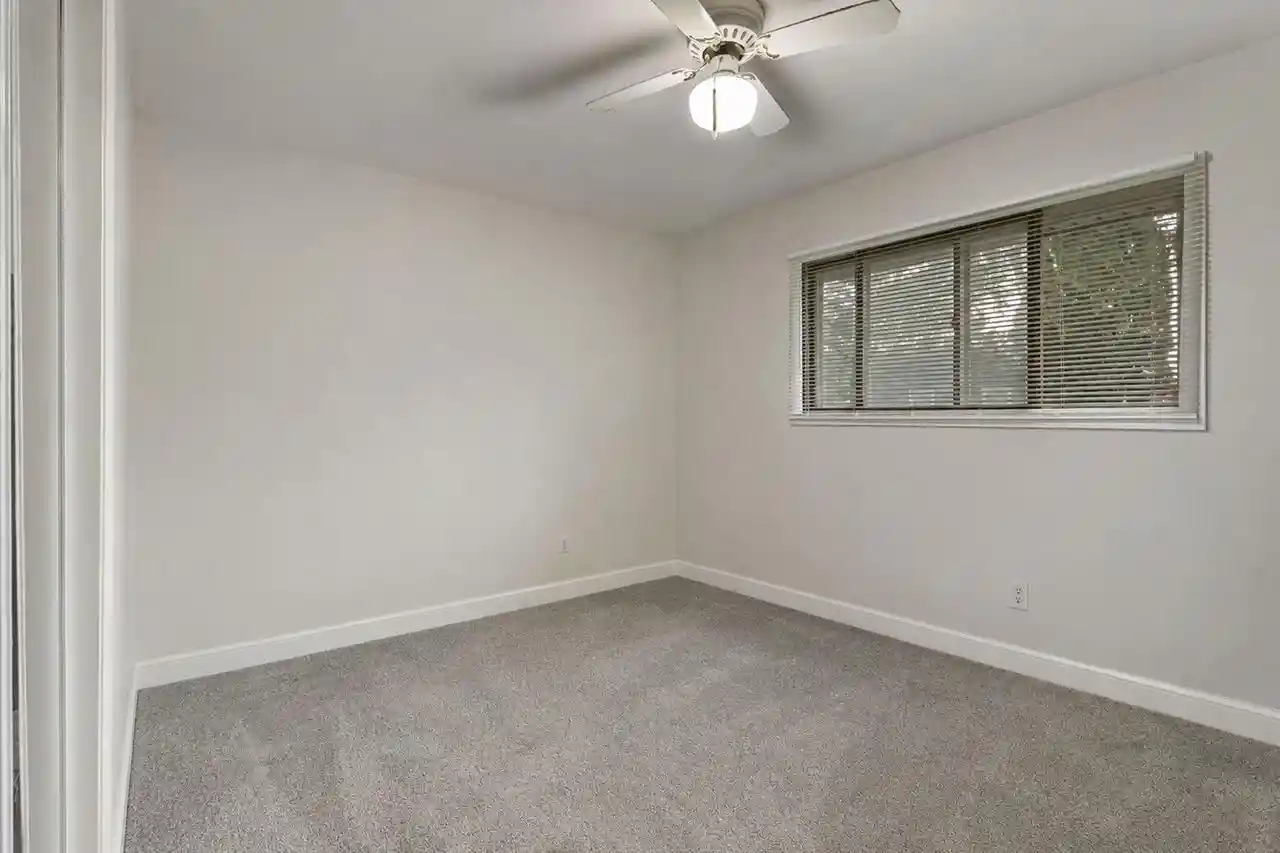 Photo 3 of Single family home for sale at 545 4 1/2 Mile Rd, Caledonia, WI 53402 | MLS# 1979954 | Listing updated on 2026-09-10