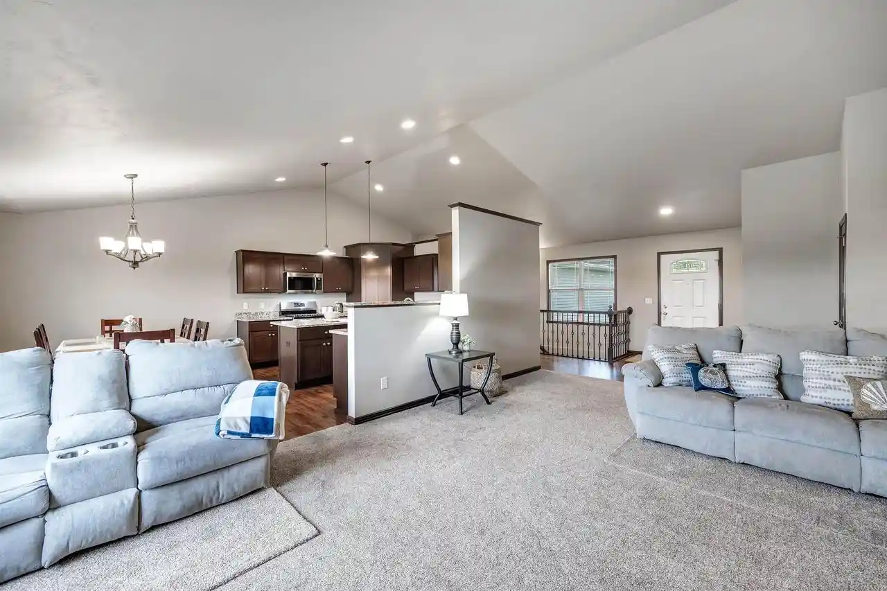 Photo 2 of Single family home for sale at 3309 E Aquamarine Ave, Appleton, WI 54913 | MLS# 50332402 | Listing updated on 2026-09-21