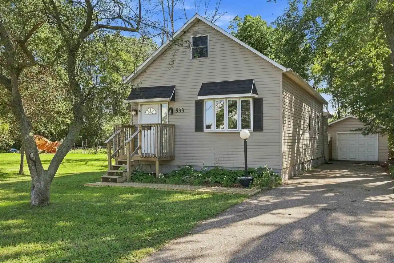 Photo 1 of Single family home for sale at 533 Bliss Ave, Stevens Point, WI 54481 | MLS# 22604469 | Listing updated on 2026-09-10