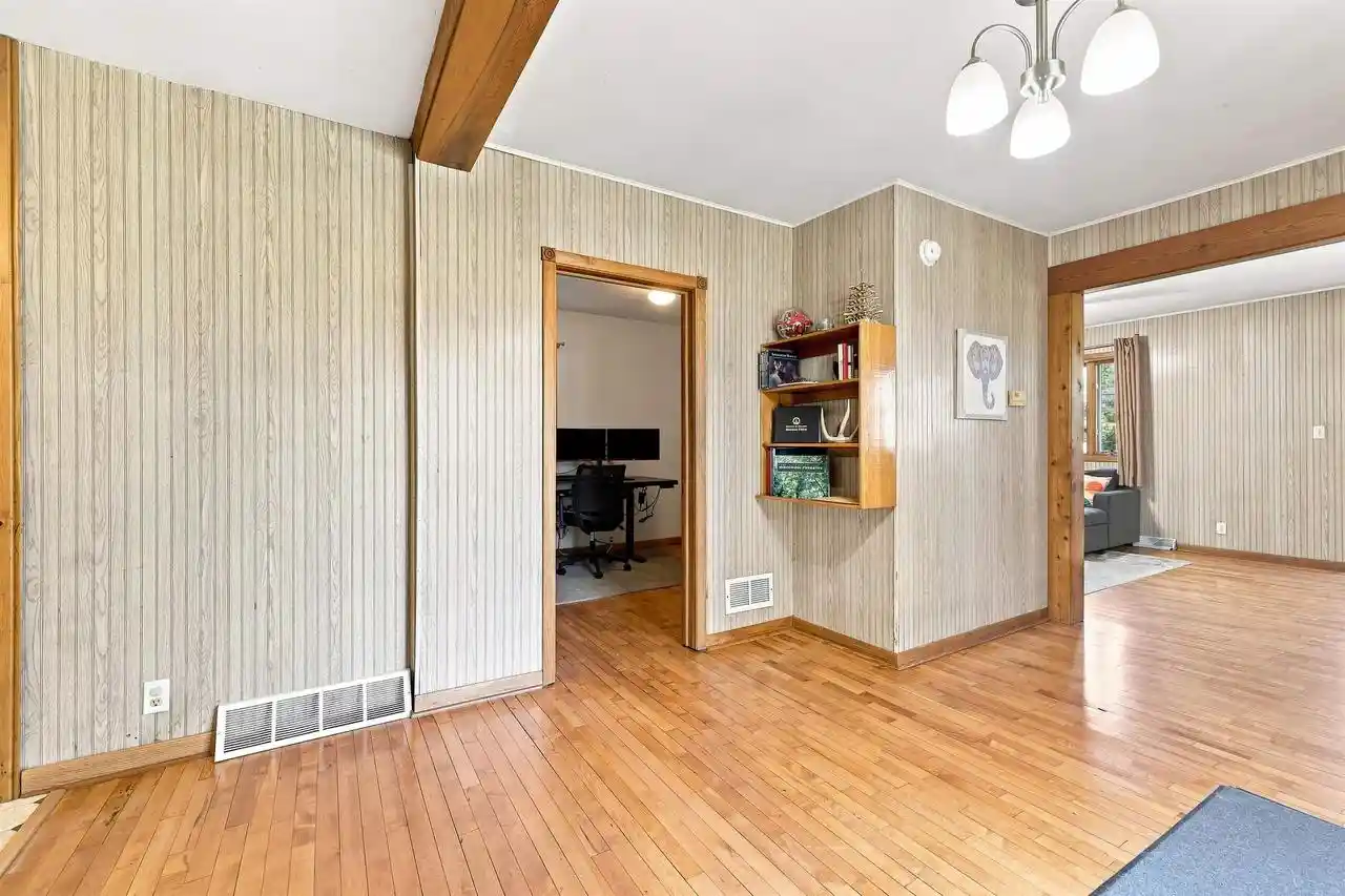 Photo 3 of Single family home for sale at 533 Bliss Ave, Stevens Point, WI 54481 | MLS# 22604469 | Listing updated on 2026-09-10