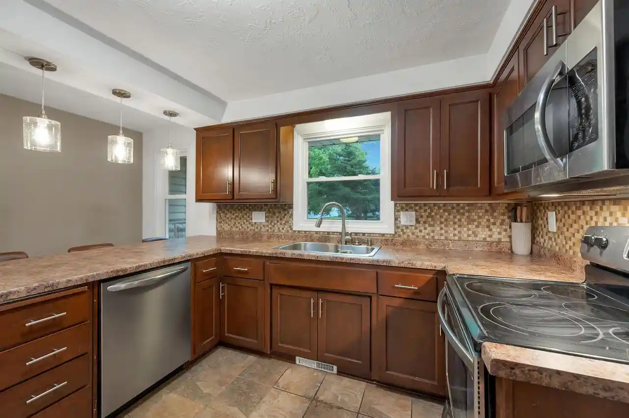 Photo 3 of Single family home for sale at 158 Winchester Way, Green Bay, WI 54302 | MLS# 50332417 | Listing updated on 2026-09-16