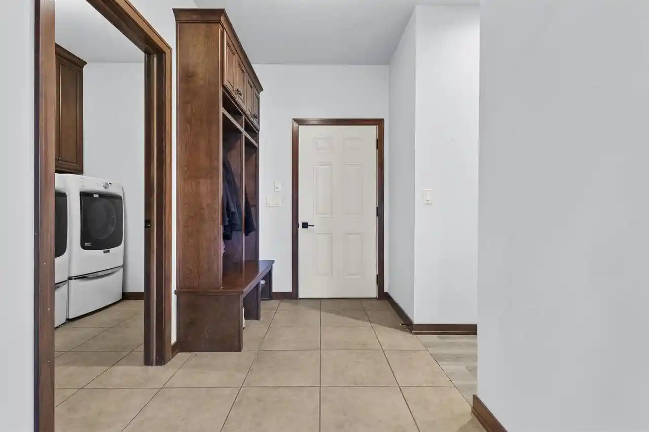 Photo 3 of Single family home for sale at 2481 Copper Ln, Green Bay, WI 54311 | MLS# 50332413 | Listing updated on 2026-09-24