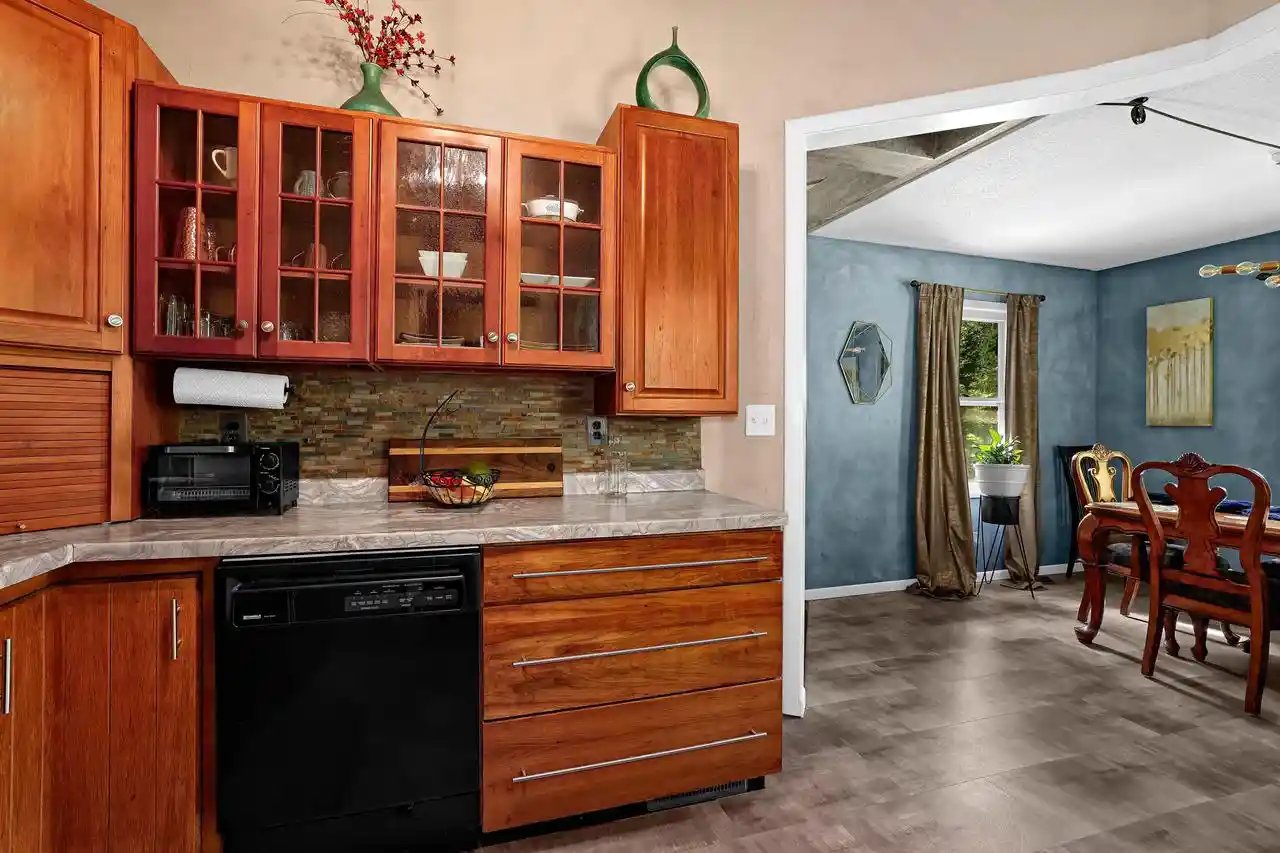 Photo 4 of Single family home for sale at W5240 US Hwy 14/61, La Crosse, WI 54601 | MLS# 1979989 | Listing updated on 2026-09-17
