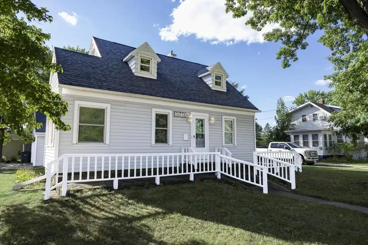 Photo 1 of Single family home for sale at 1040 Lincoln St, Wisconsin Rapids, WI 54494 | MLS# 22604472 | Listing updated on 2026-09-11