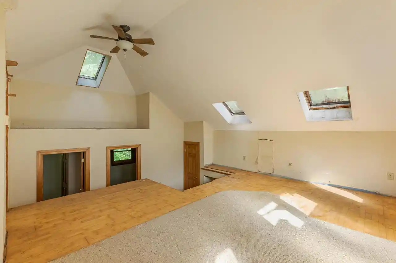 Photo 3 of Sale Pending at S7993 Taylor Rd, De Soto, WI 54624 | MLS# 1980000 | Listing updated on 2026-09-15