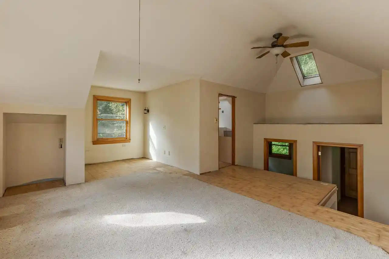Photo 4 of Sale Pending at S7993 Taylor Rd, De Soto, WI 54624 | MLS# 1980000 | Listing updated on 2026-09-15